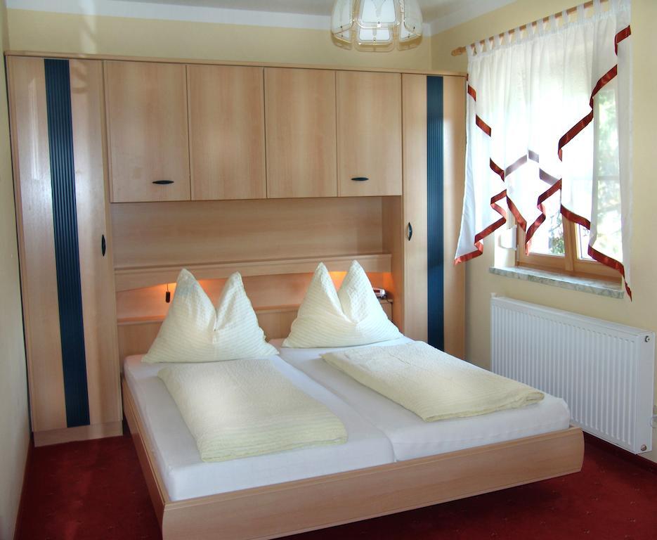 Hotel Pension Scherwirt Graz Habitación foto